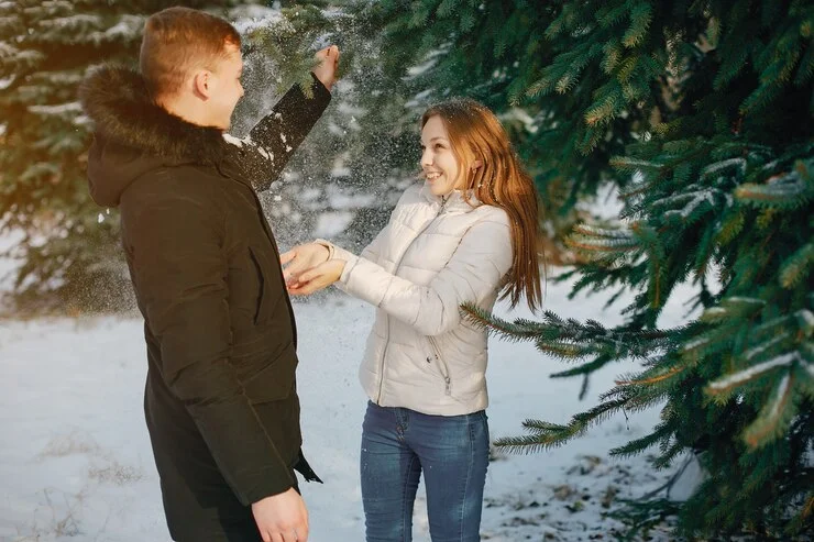 Cuffing Season? How To Manage Seasonal Relationships