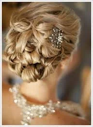 Accessorizing Cute Hairstyles