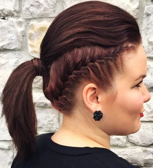 Sculptural Punky Ponytail