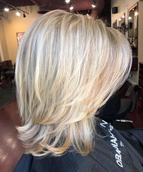 Two-Layer Feathered Blonde Cut