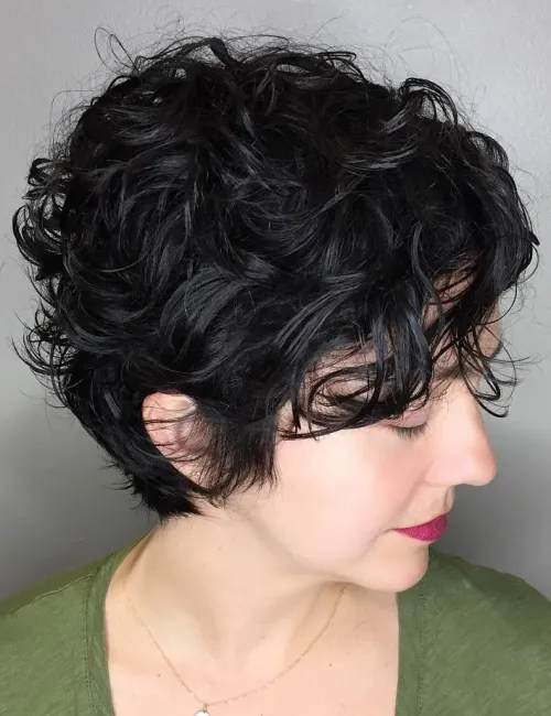  Voluminous Short Curly Bob