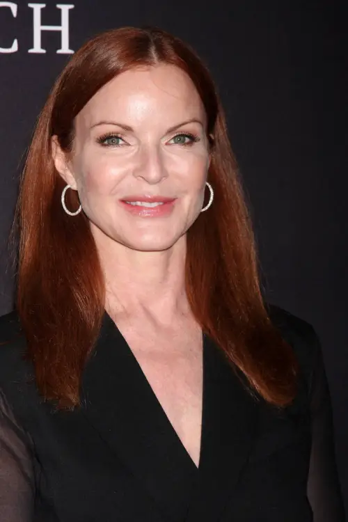 Marcia Cross’s Sleek Mirror-Like Red Tresses