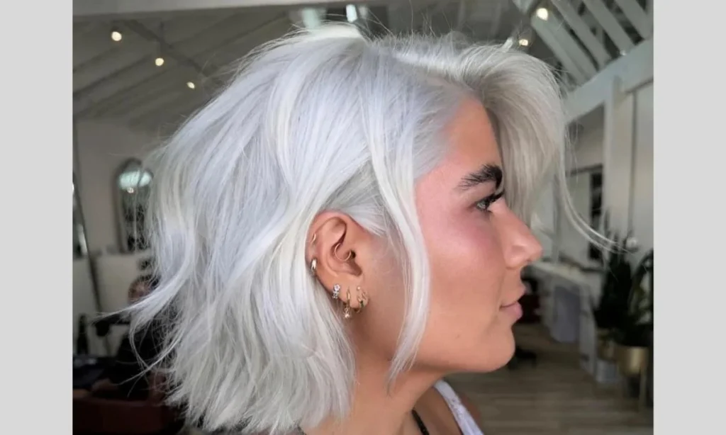 Short Hair: Icy Blonde Balayage Bob