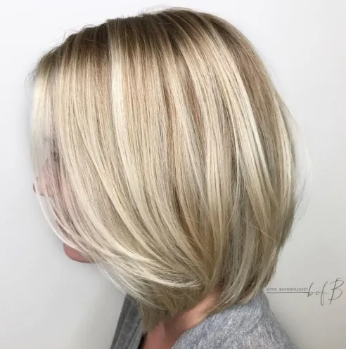 4. Blonde Balayage Bob with Soft Layers
