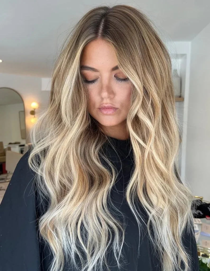 11. Beachy Blonde Highlights
