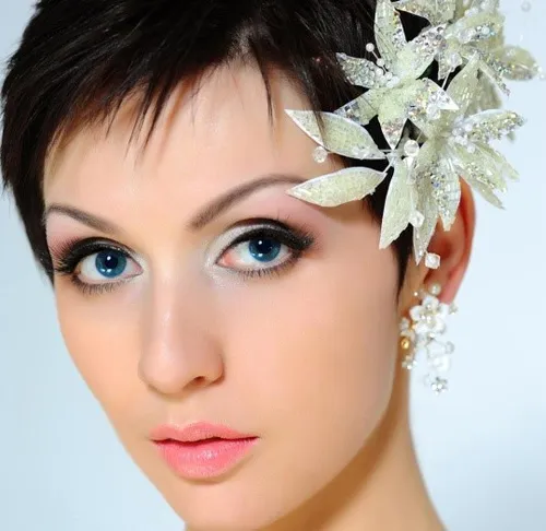 12. Pixie Hairstyle for Indian Wedding
