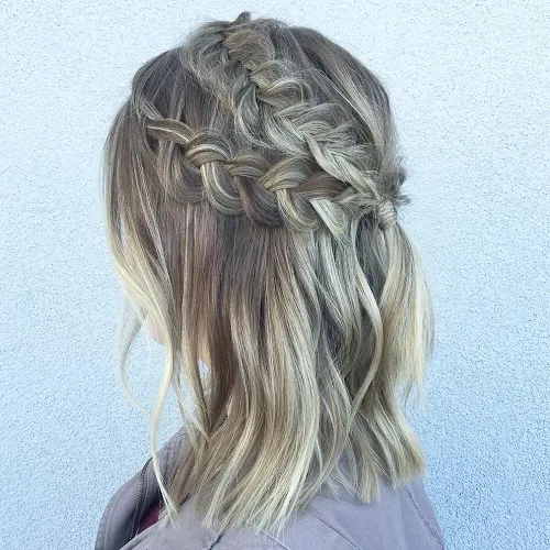 15. Bold Braided Look