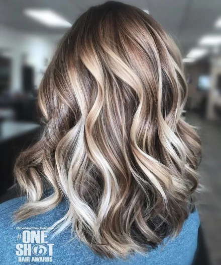 5. Medium Hair and Multi-Colored Balayage
