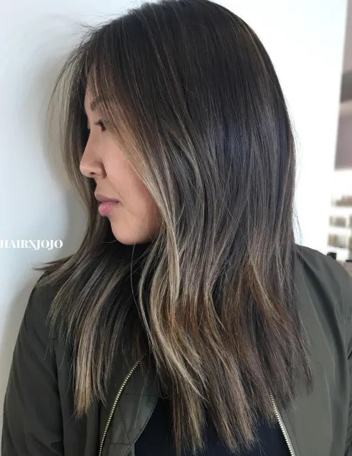 9. Choppy Cut with Mixed Highlights
