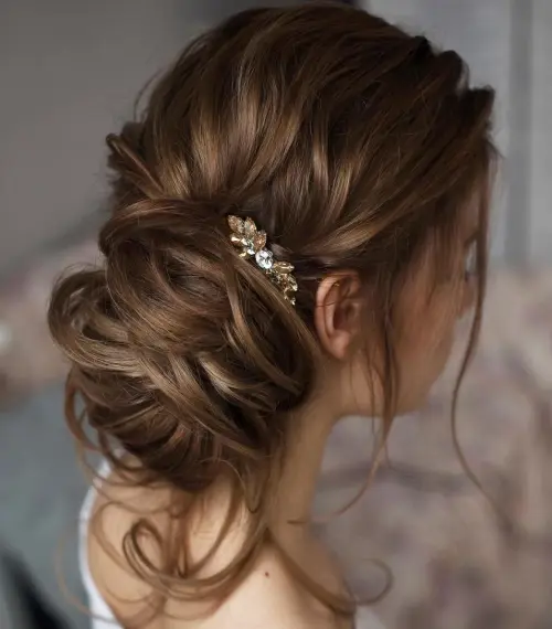 9. Delicate Side Bun with Garnish
