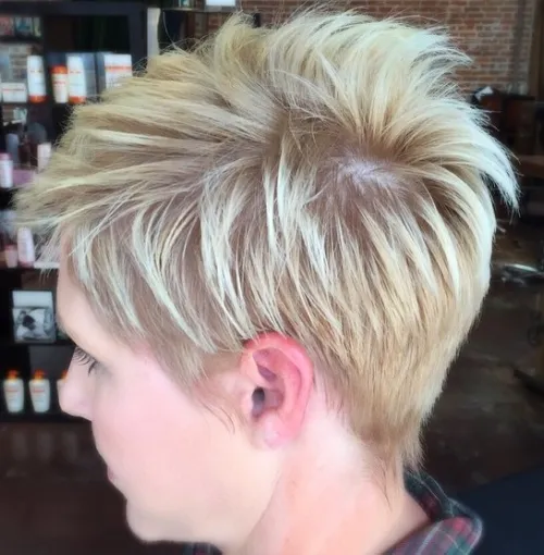 13. Sassy Short Blonde Cut
