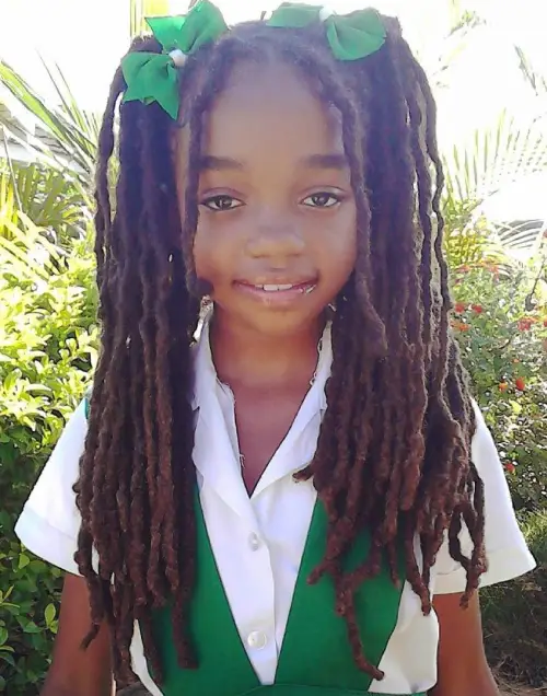 12. Girls Love Green Bows and Dreads
