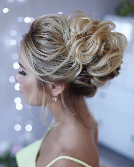 Messy Up-Do
