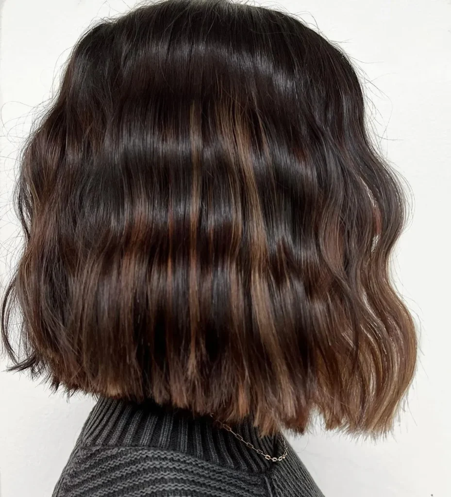 9. Wavy Long Bob
